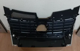 Parrilla Delantera Volkswagen Passat B6 Cromada