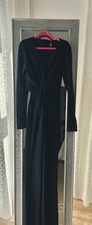 Mono negro fiesta elegante