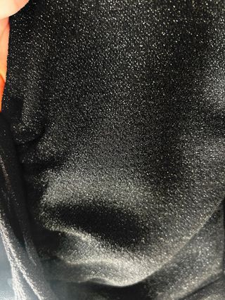 Mono negro fiesta elegante