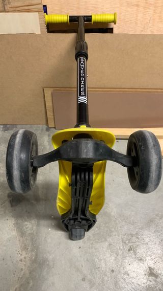 Patinete infantil Sawyer 3 ruedas amarillo