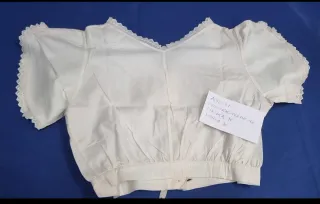 Cubrecorsé antiguo encaje y cintas