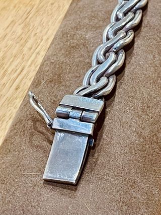 Pulsera de plata maciza con cierre de seguridad
