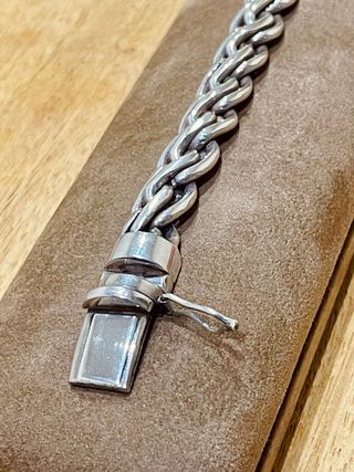 Pulsera de plata maciza con cierre de seguridad