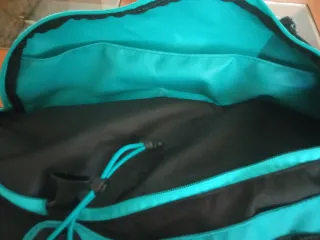 Mochila Montaña Quechua Azul y Negra