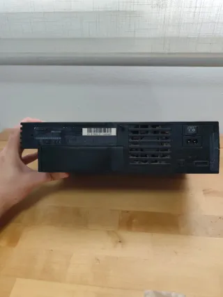 PlayStation 2 Negra con Mando y Tarjeta