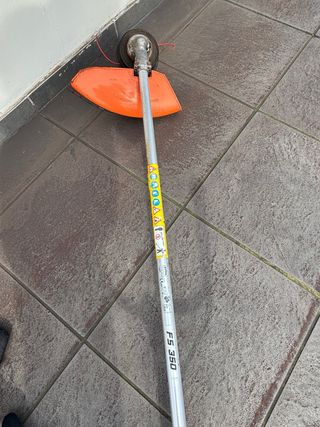 Desbrozadora STIHL FS 350 + Arnés y Máscara