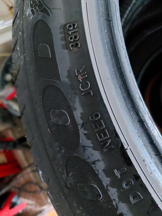2 Neumáticos Goodyear 235/45 R19 95V Run Flat