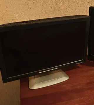 Monitor 19 pulgadas Packard Bell Negro