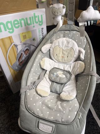 Mecedora Cuna Cuddle Lamb Ingenuity