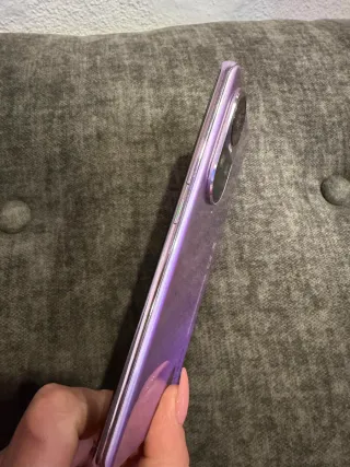 Móvil OPPO Morado Seminuevo
