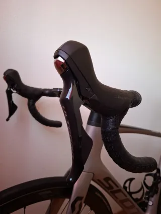 Bicicleta Carretera Scott Foil RC 30