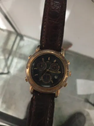 Reloj Lotus Dorado y Marrón