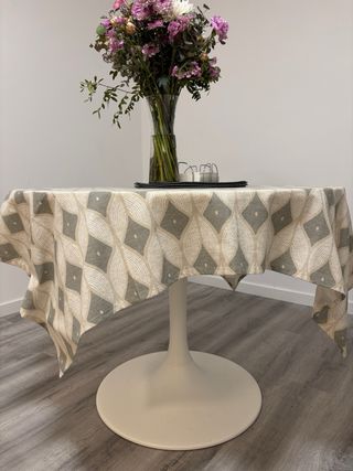 Tavolo Tulipano IKEA Bianco