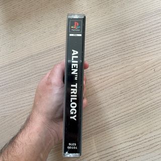 Alien Trilogy PS1 PAL ESCompleto Manual Desgastado