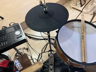 Millenium MPS-1000 D2 E-Drum Set NT
