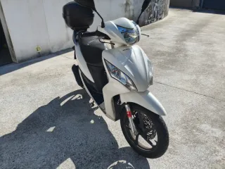 Honda Vision 110 Blanca