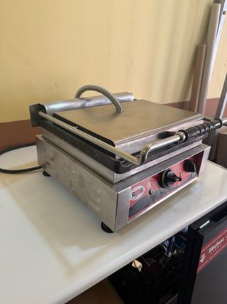 Plancha grill profesional GMG como nueva