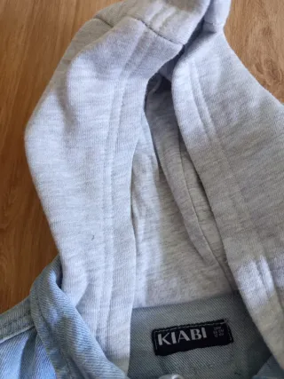 Chaqueta vaquera con capucha bebé