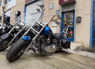 Harley Davidson Dyna Fat Bob CVO