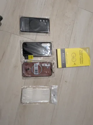 Pack Fundas y Protectores de pantalla Samsung S25