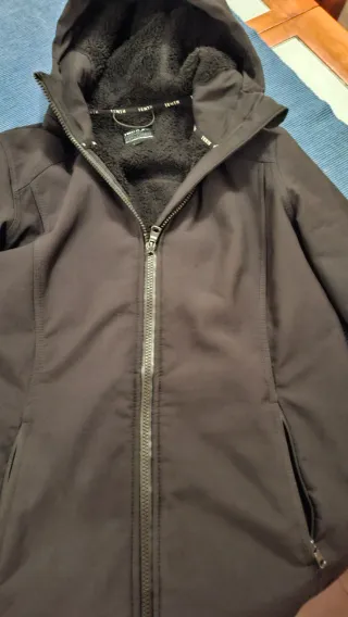 Abrigos con forro y capucha