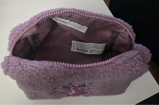 Neceser peludo morado Disney