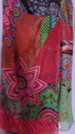 Sciarpa Desigual fantasia floreale tessuto leggero