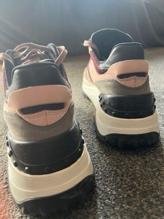 Zapatillas Tod's grises y rosas