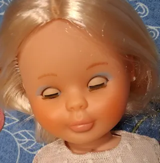 Muñeca Nancy Quiron