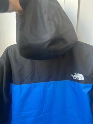 Abrigo The North Face.  Nuevo