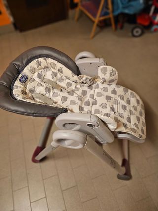 Seggiolone pappa reclinabile