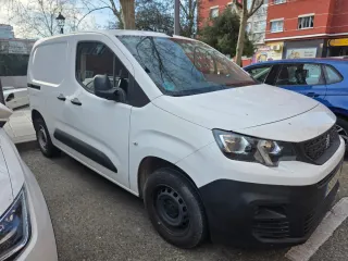 Peugeot Partner 2021