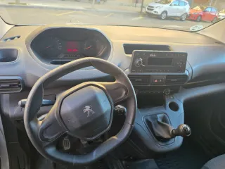 Peugeot Partner 2021