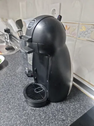 Cafetera Nescafé Dolce Gusto Negra