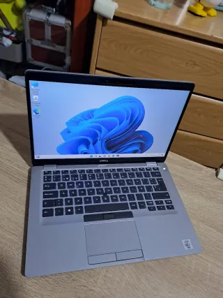 Portátil Dell i7 Táctil