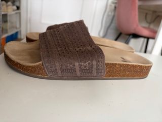 Sandalias Adidas Marrones