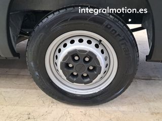 Iveco Daily 2.3 TD 35S 16 V L4H2 16 M3