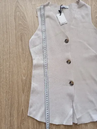 Conjunto Easy Wear chaleco y pantalón beige