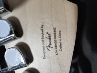 Guitarra Eléctrica Squire by Fender