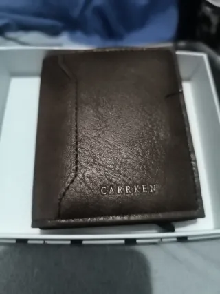 Cartera moderna CARRKEN marrón