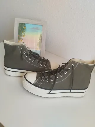 Zapatillas Victoria Talla 40 Verde Militar