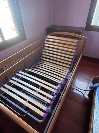 Cama articulada Sunrise Medical Adriana