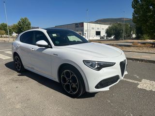Alfa Romeo Stelvio veloce