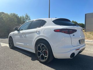 Alfa Romeo Stelvio veloce