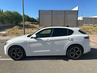 Alfa Romeo Stelvio veloce