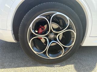 Alfa Romeo Stelvio veloce