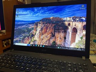 Portátil Acer Travelmate P2510 Series