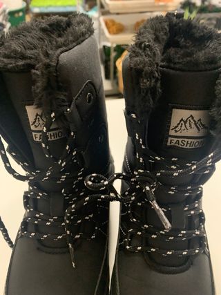 Botas de nieve negras para mujer