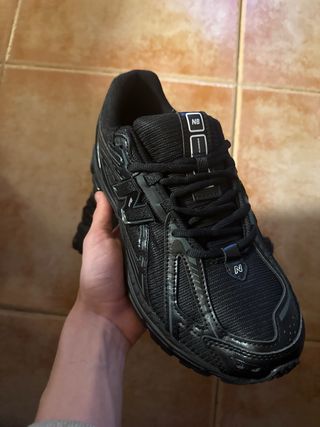 New Balance 1906r Negras Talla 42