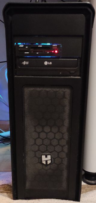 PC Gaming Ryzen 7 32GB RAM 500GB SSD RX590